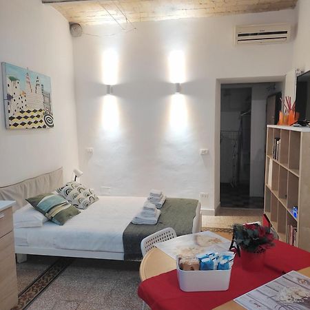 Grazioso Loft Vicino A San Giovanni E Metro C โรม ภายนอก รูปภาพ